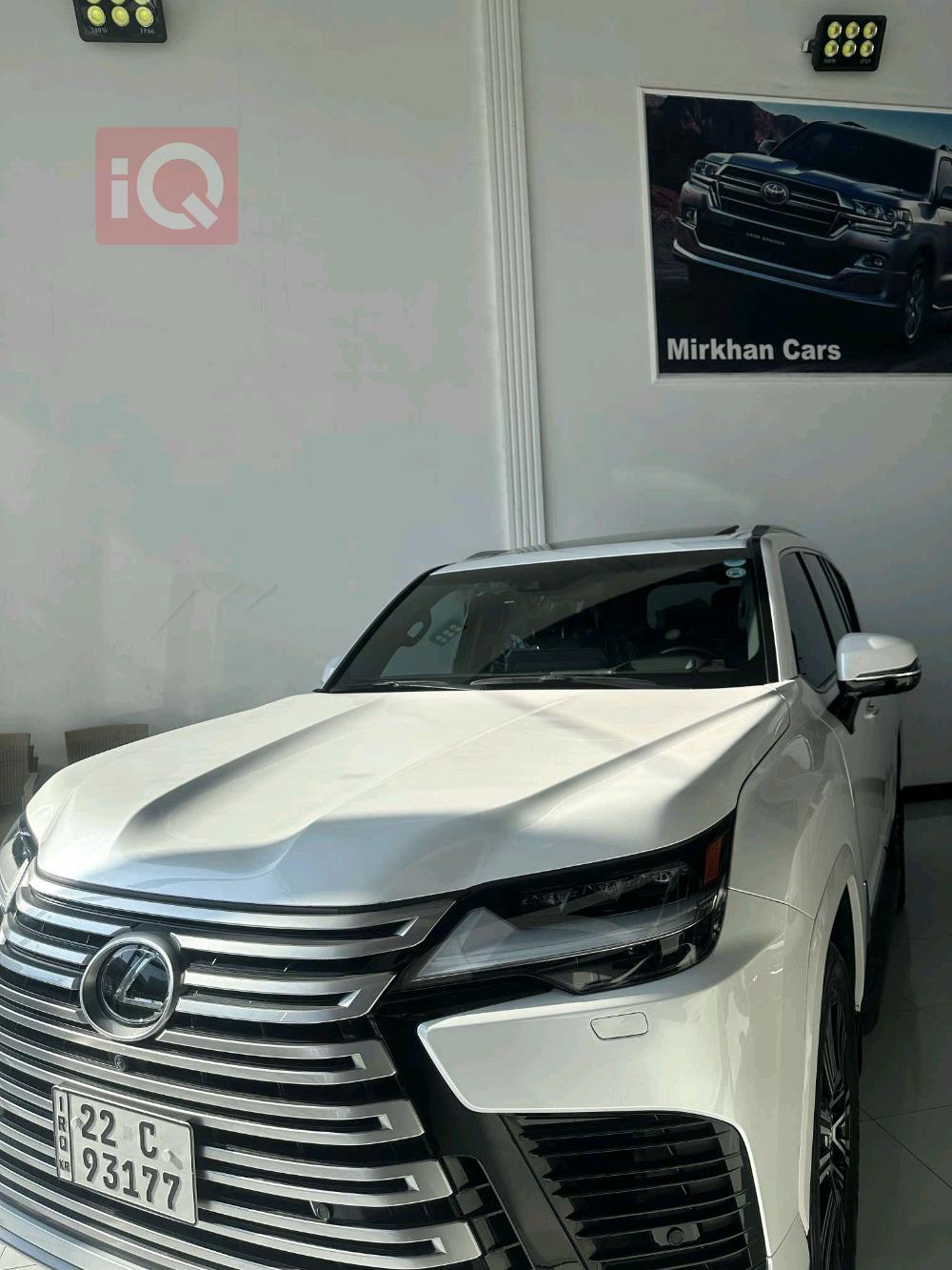 Lexus LX